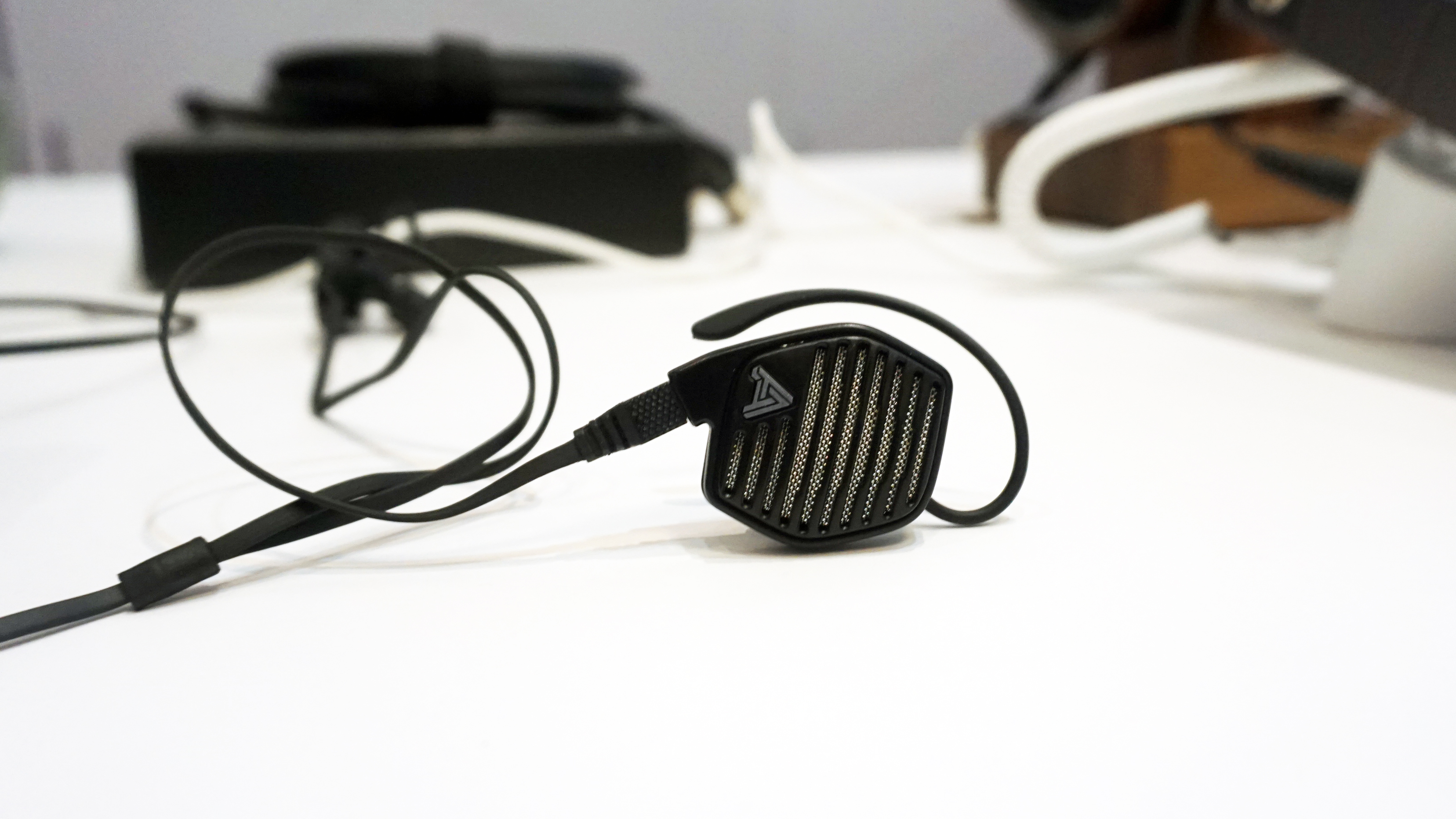 audeze lcd-i3
