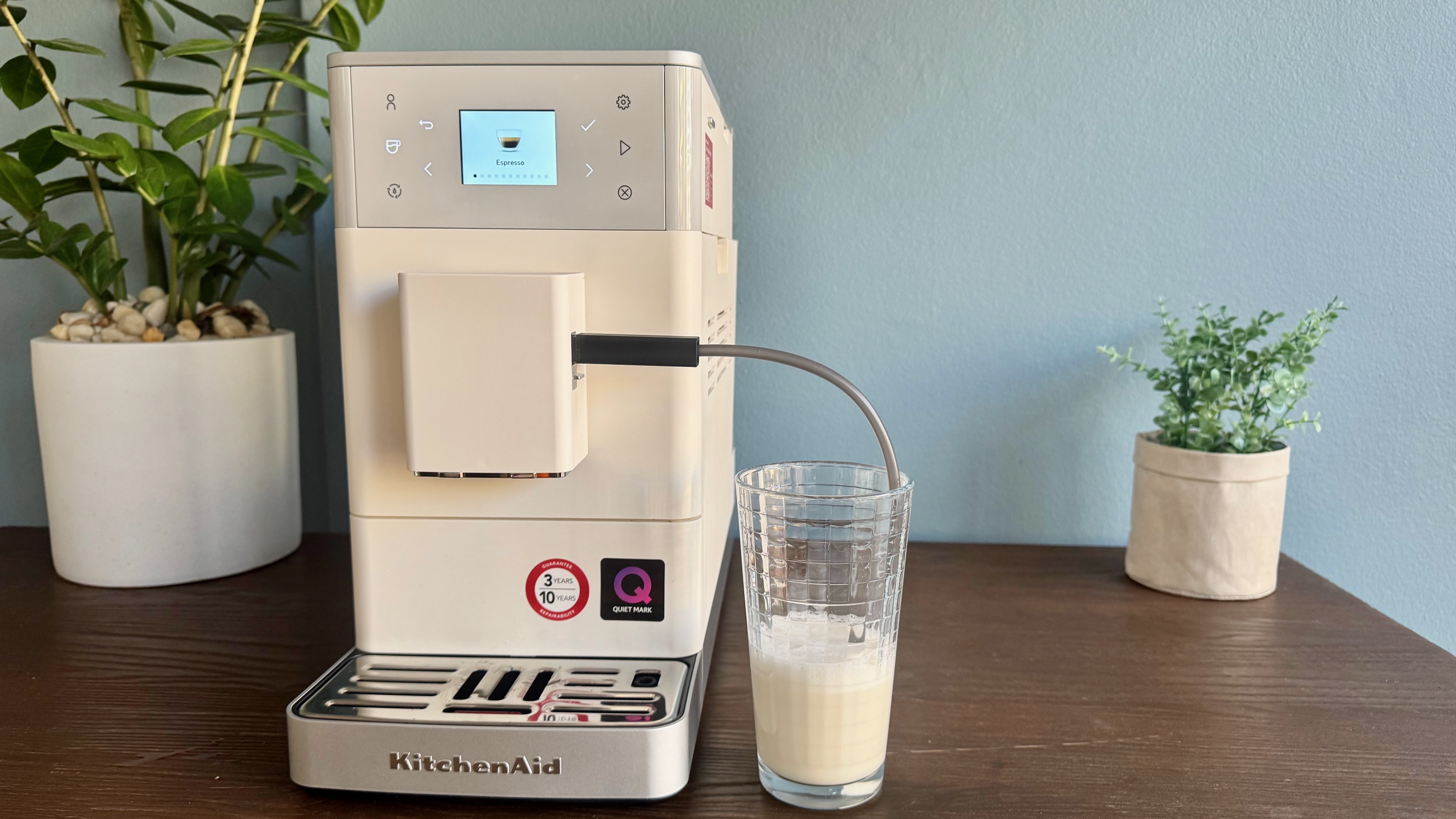 Milk system of KitchenAid KF3