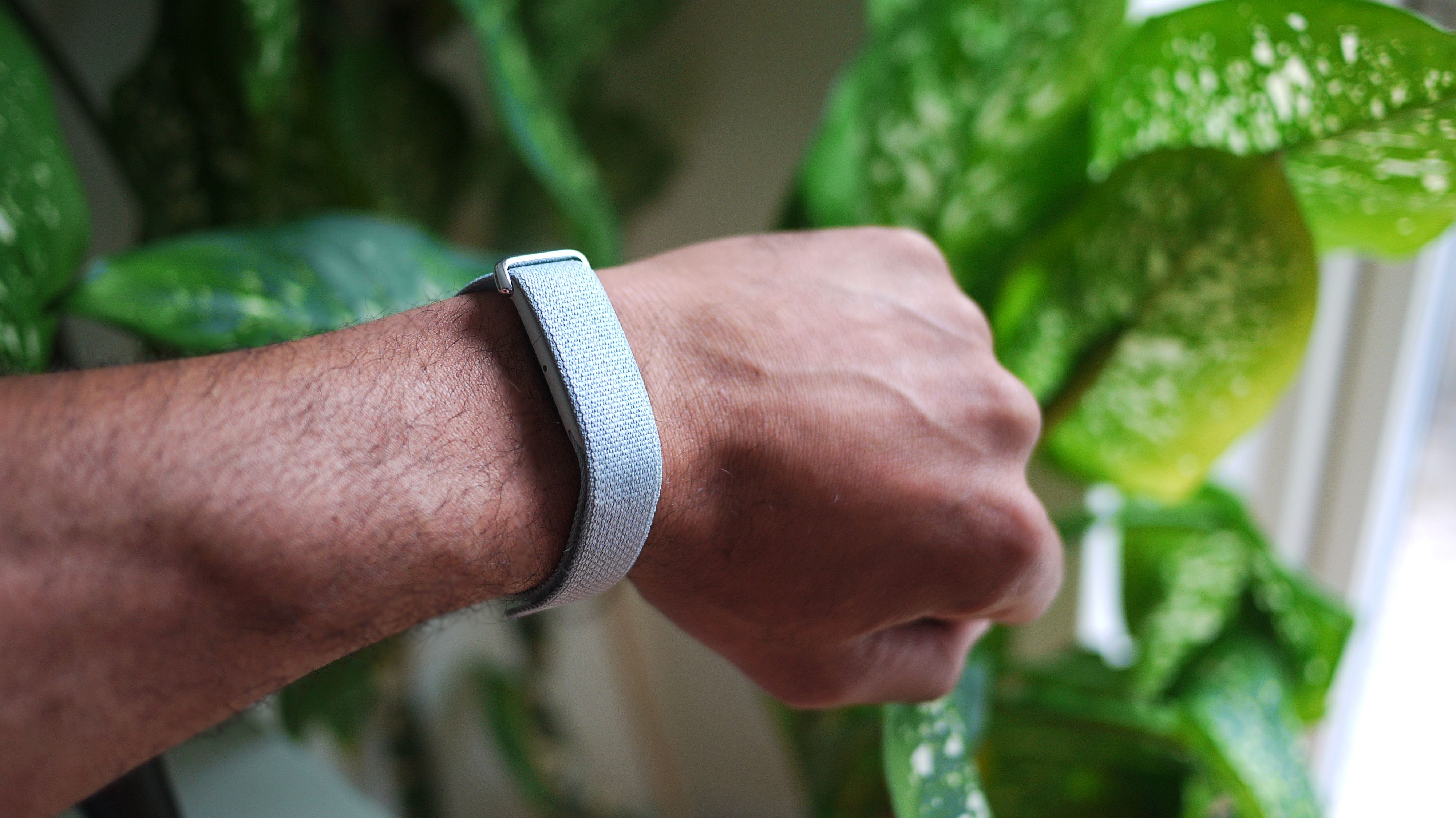 Google Fitbit Air