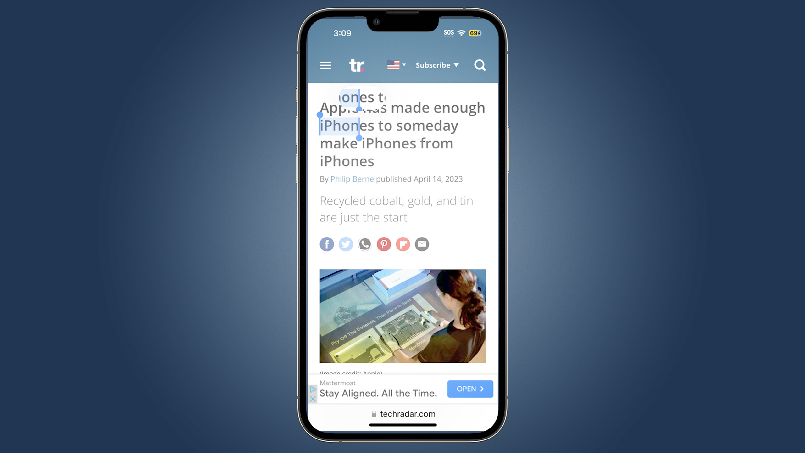 Apple iPhone screen shots showing text and image selection options