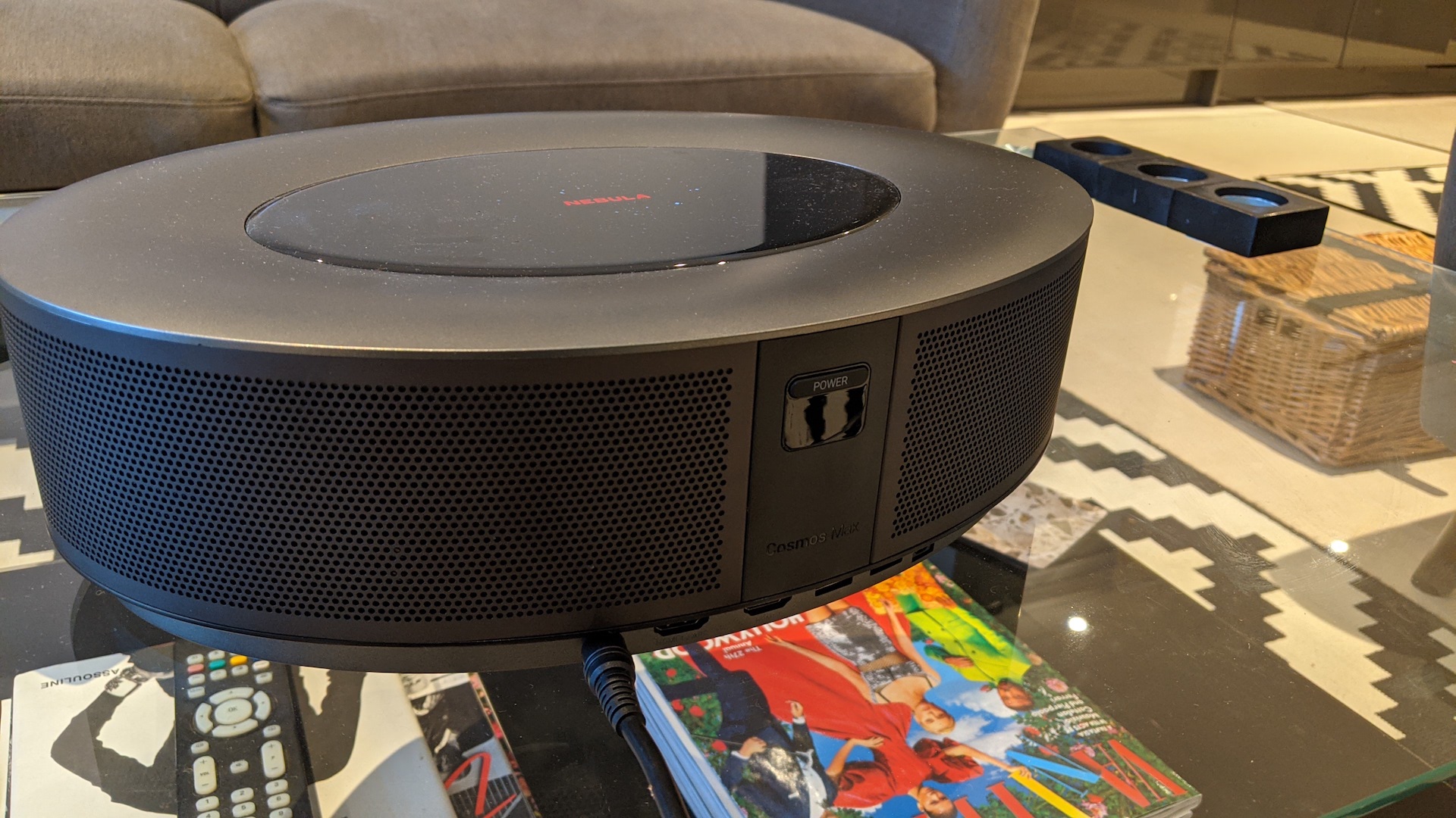 Anker Nebula Cosmos Max 4K
