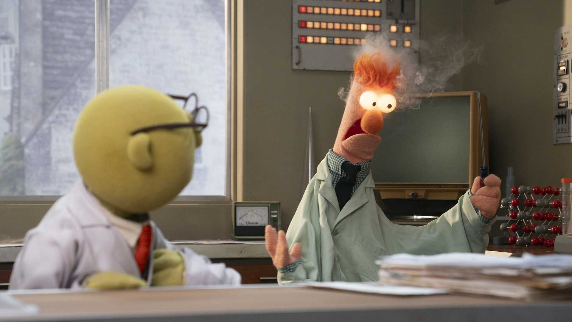 The Muppet Show Special Event on Disney+ Dr. Bunsen Honeydew, Beaker