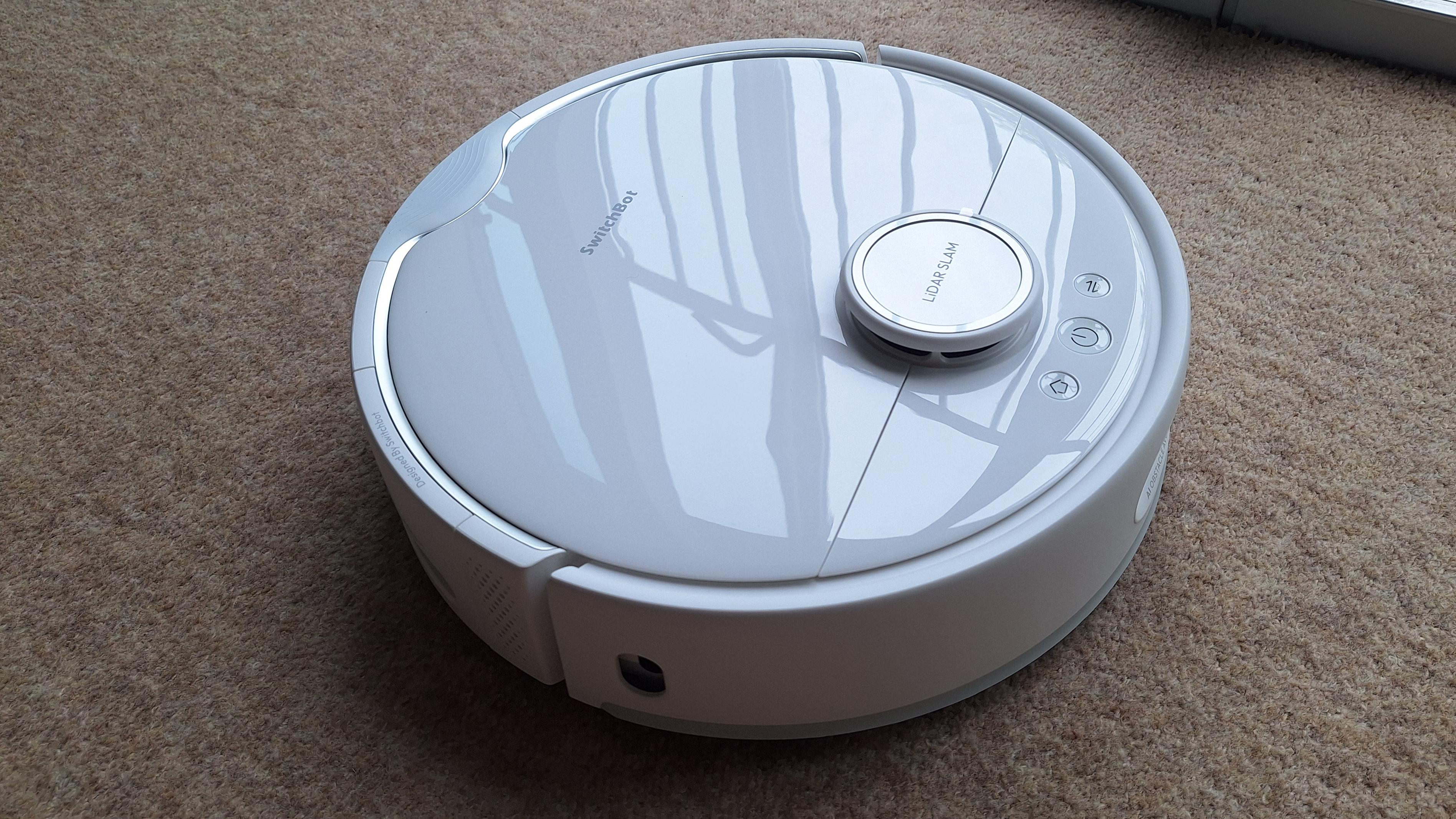 SwitchBot S20 robot vacuum in reviewer's lounge