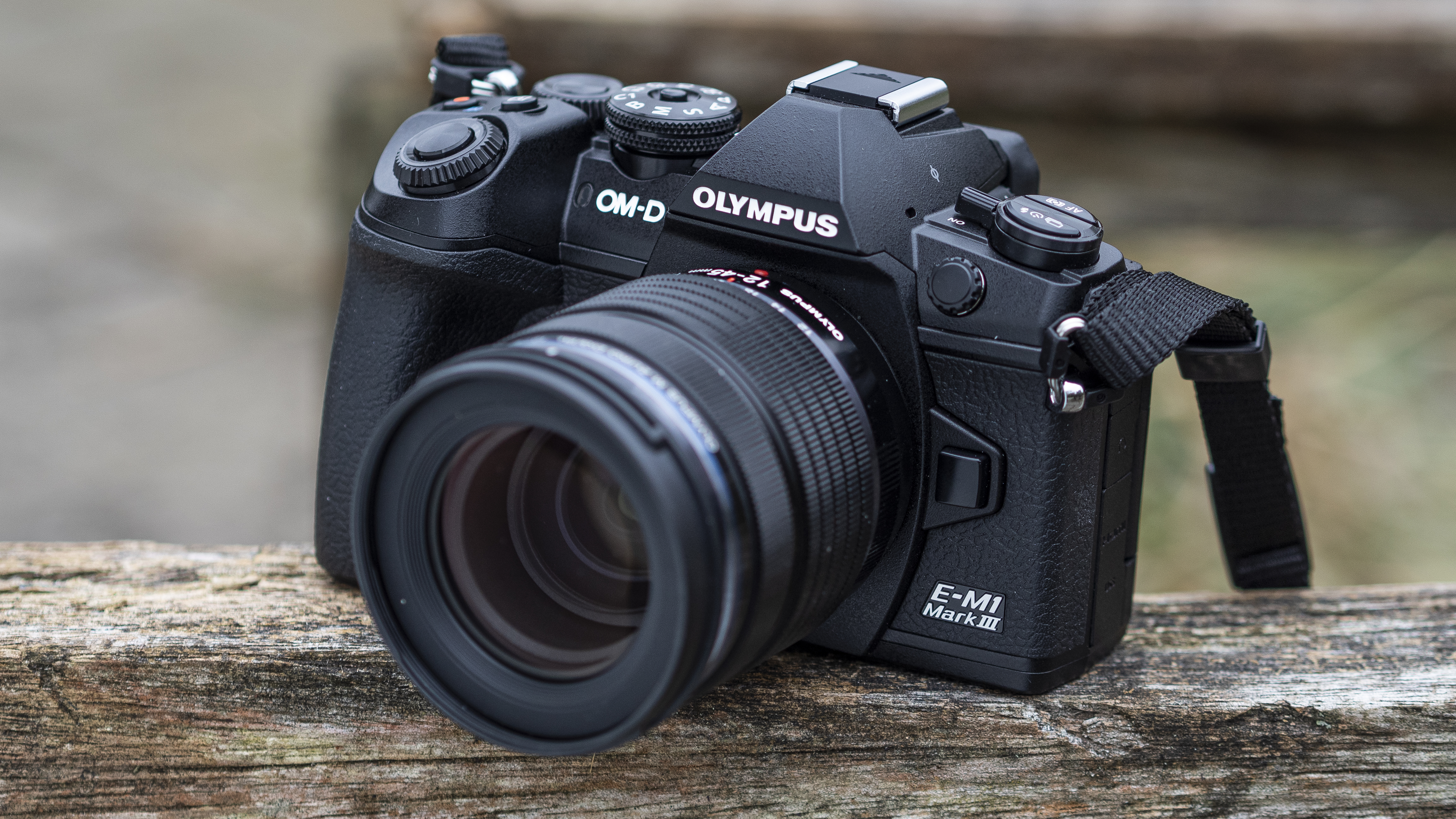 Olympus OM-D E-M1 Mark III