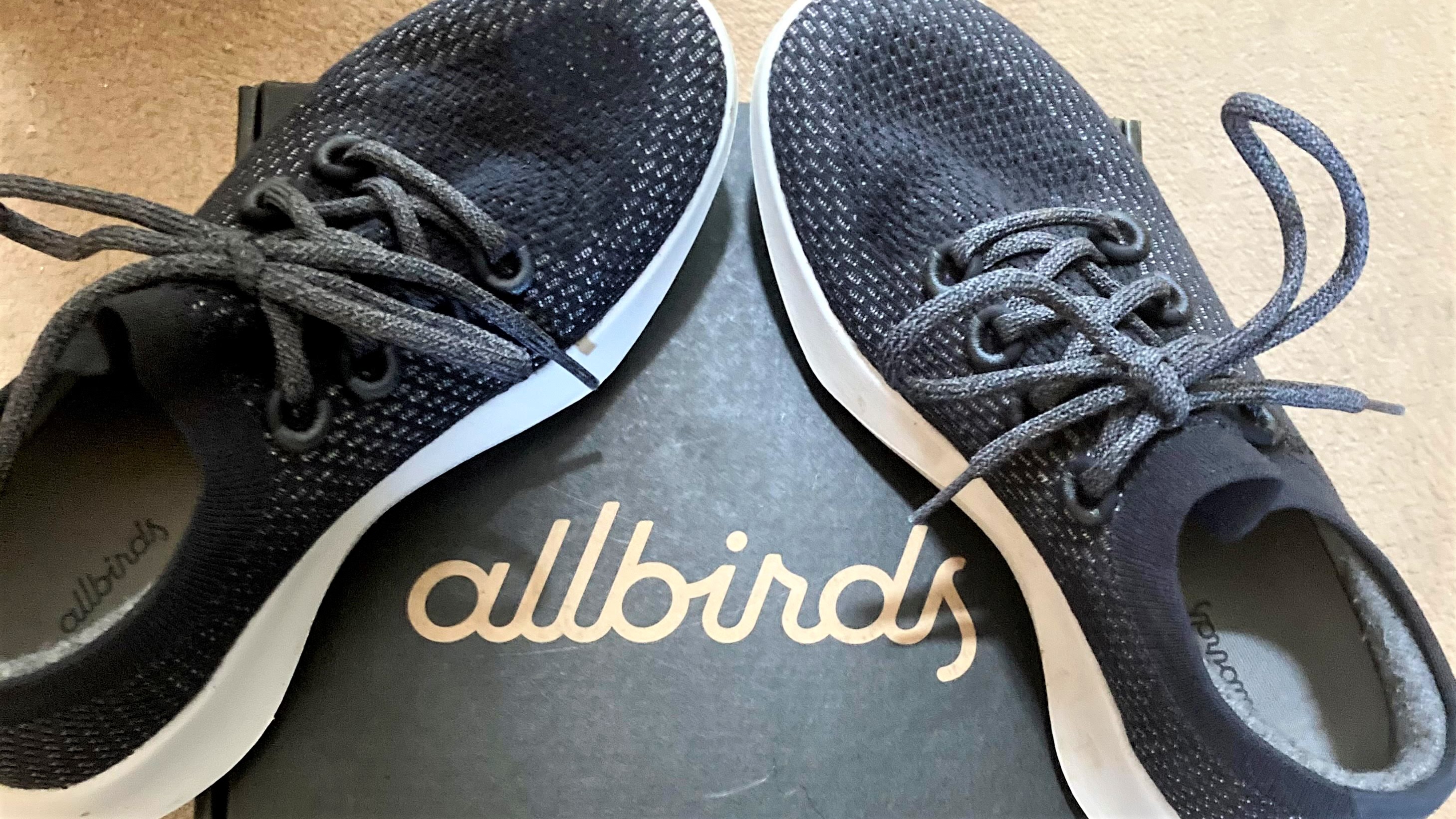 Allbirds Tree Dasher on its box