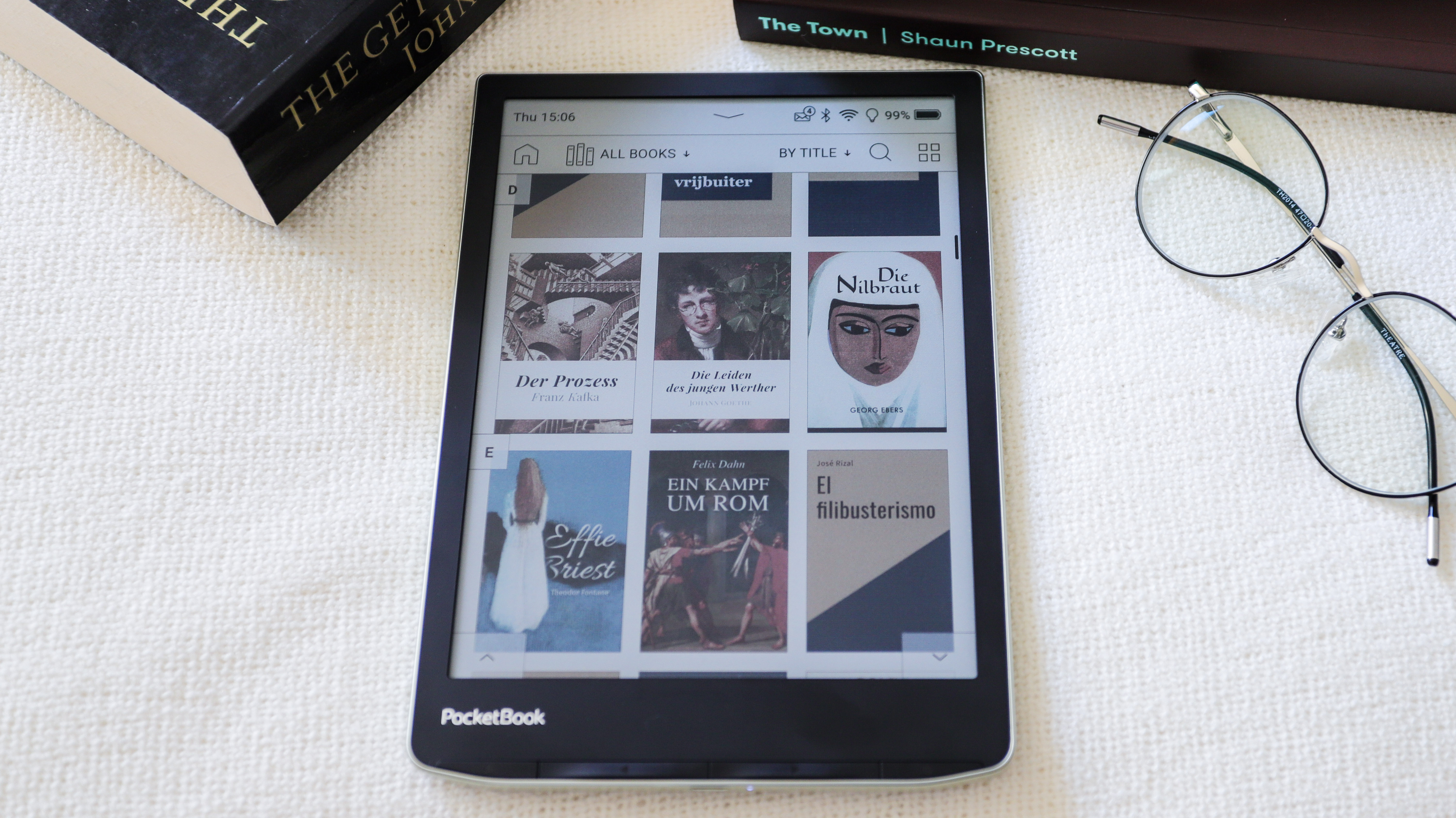 Library displays book covers in color on the PocketBook InkPad Color 2