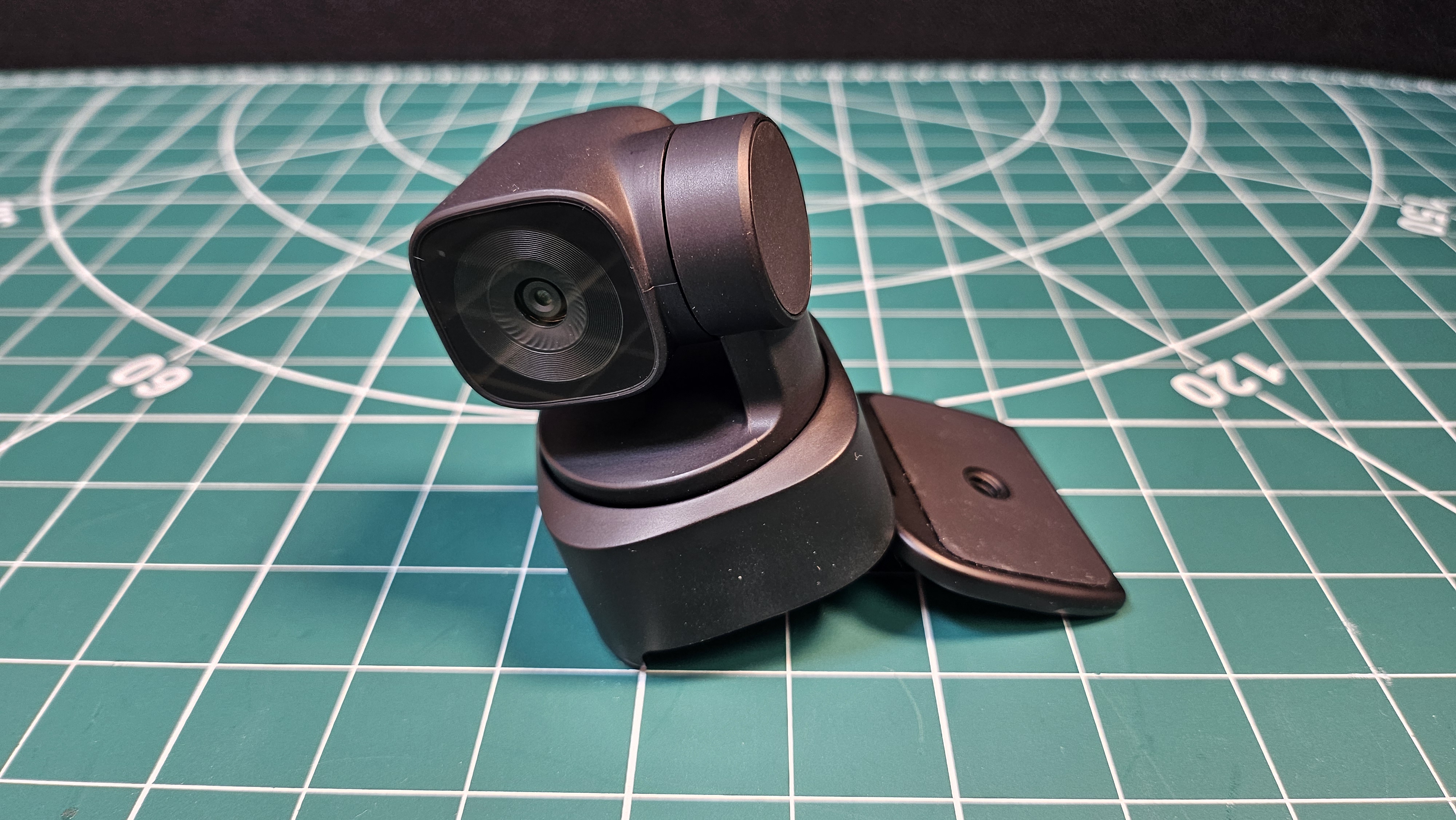 The Obsbot Tiny SE webcam.