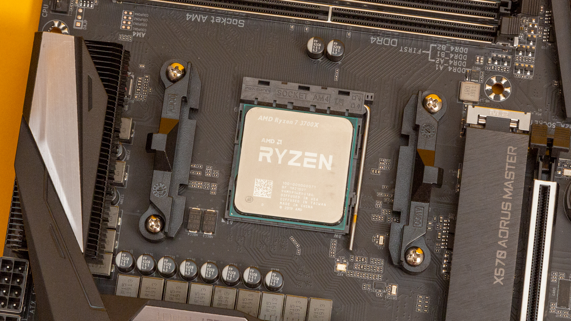 AMD Ryzen 7 3700X socketed