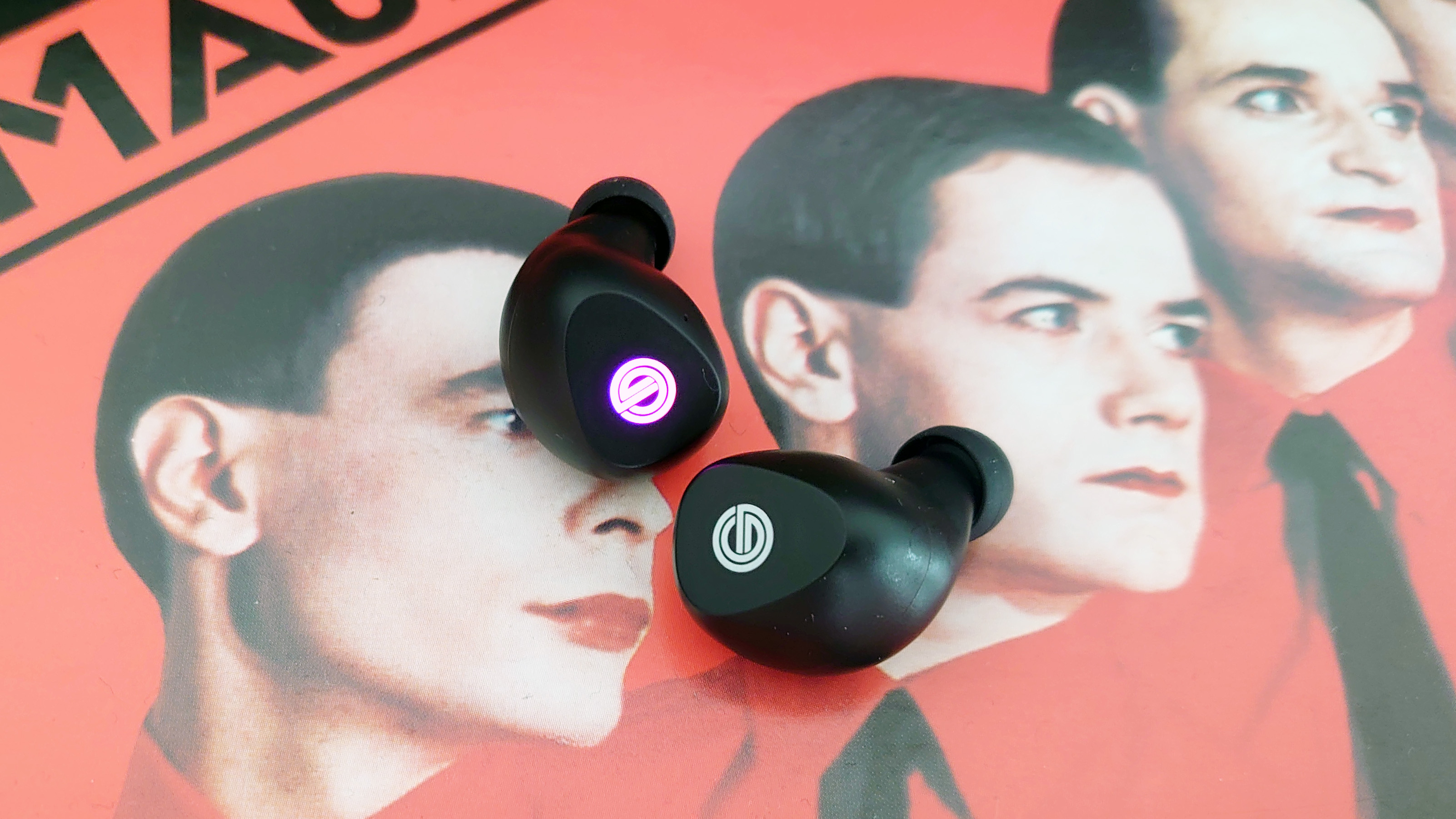 true wireless earbuds