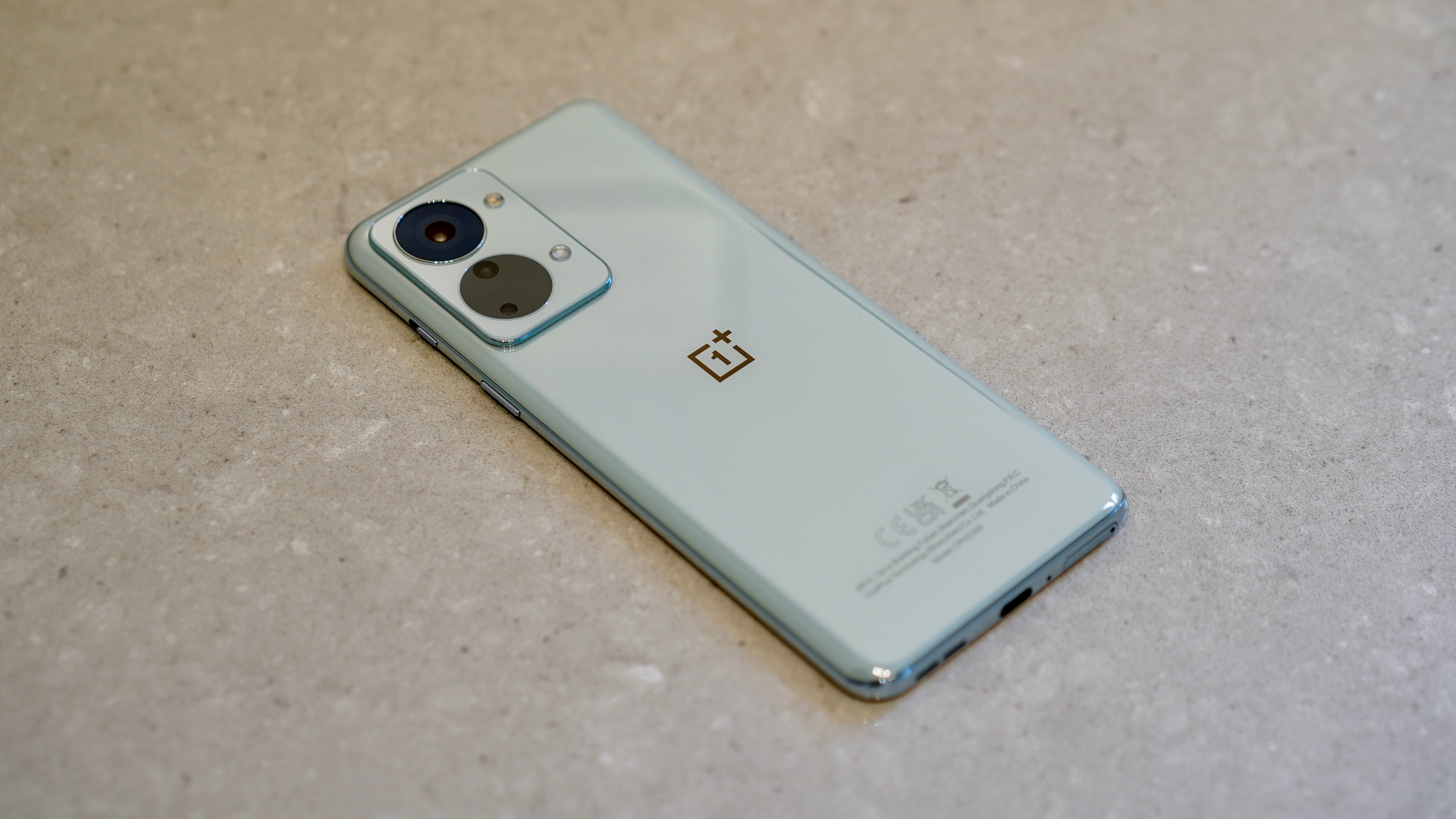 OnePlus Nord 2T