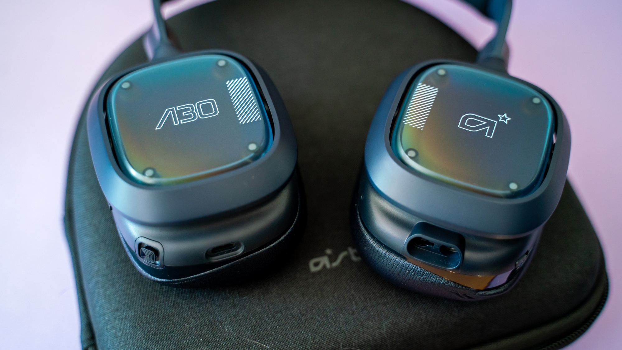 Astro A30 on a lavender desk mat