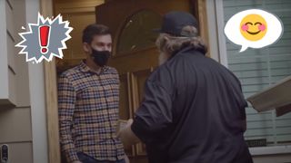The first Steam Decks get hand-delivered by Gabe Newell, Valve co-founder