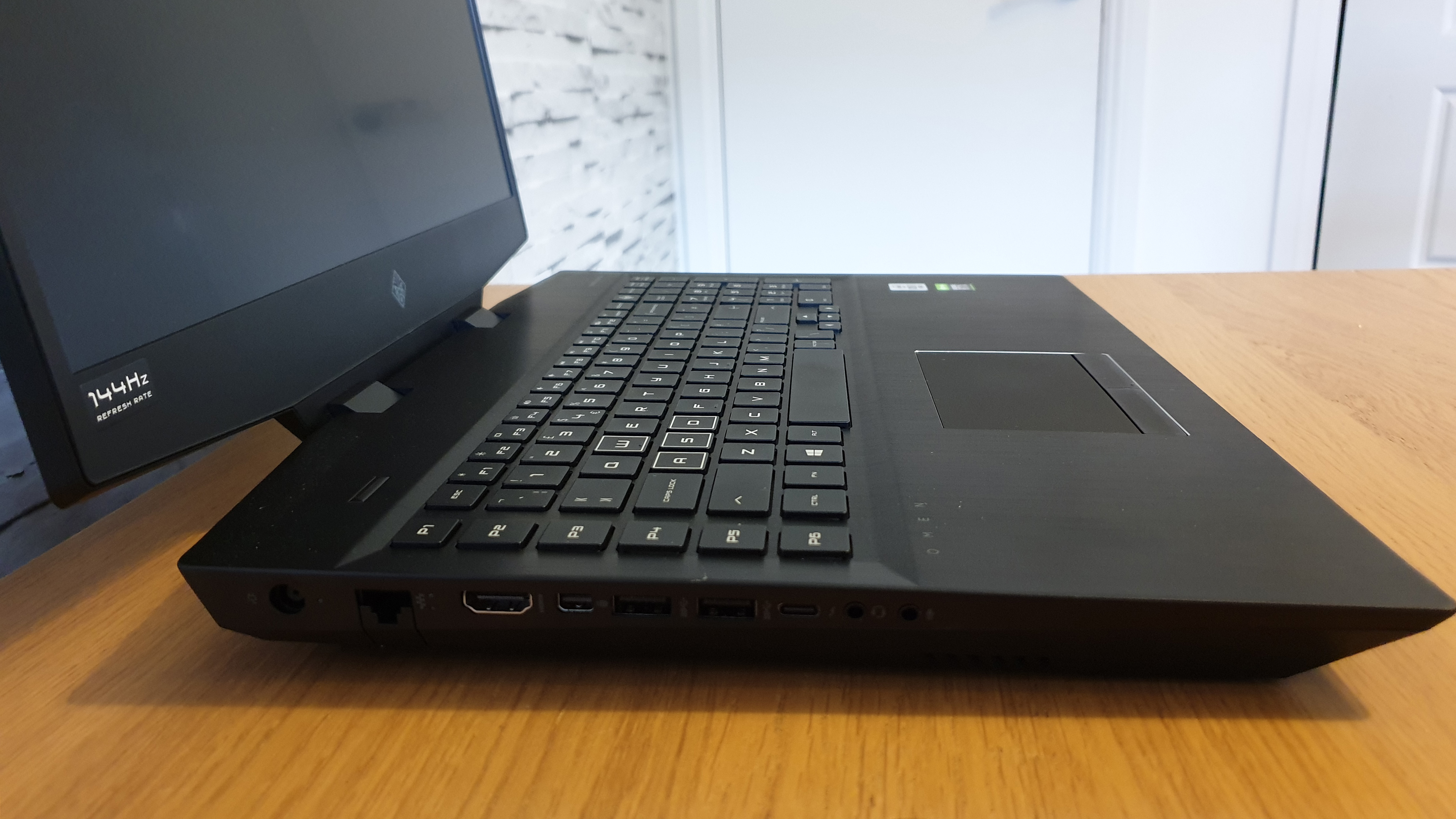 HP Omen 17