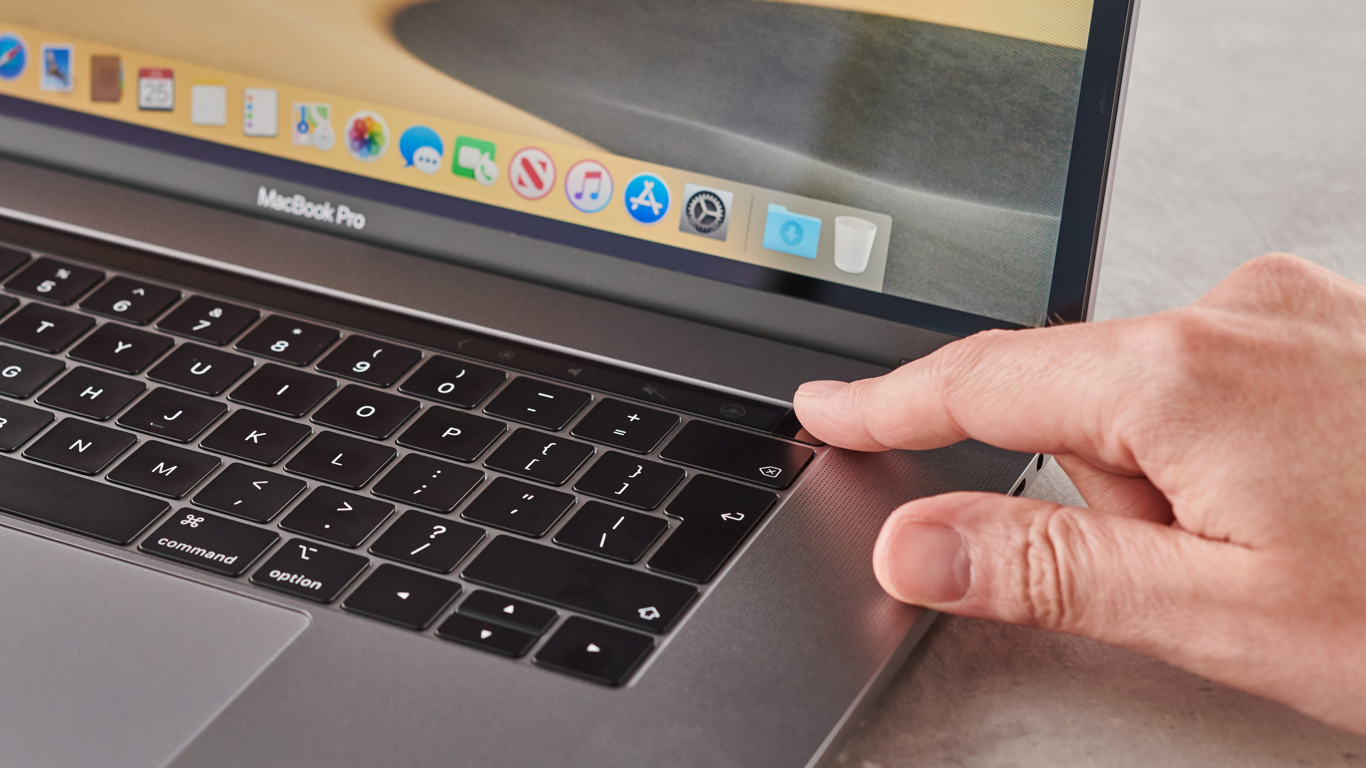 MacBook Pro (15-inch, 2019)