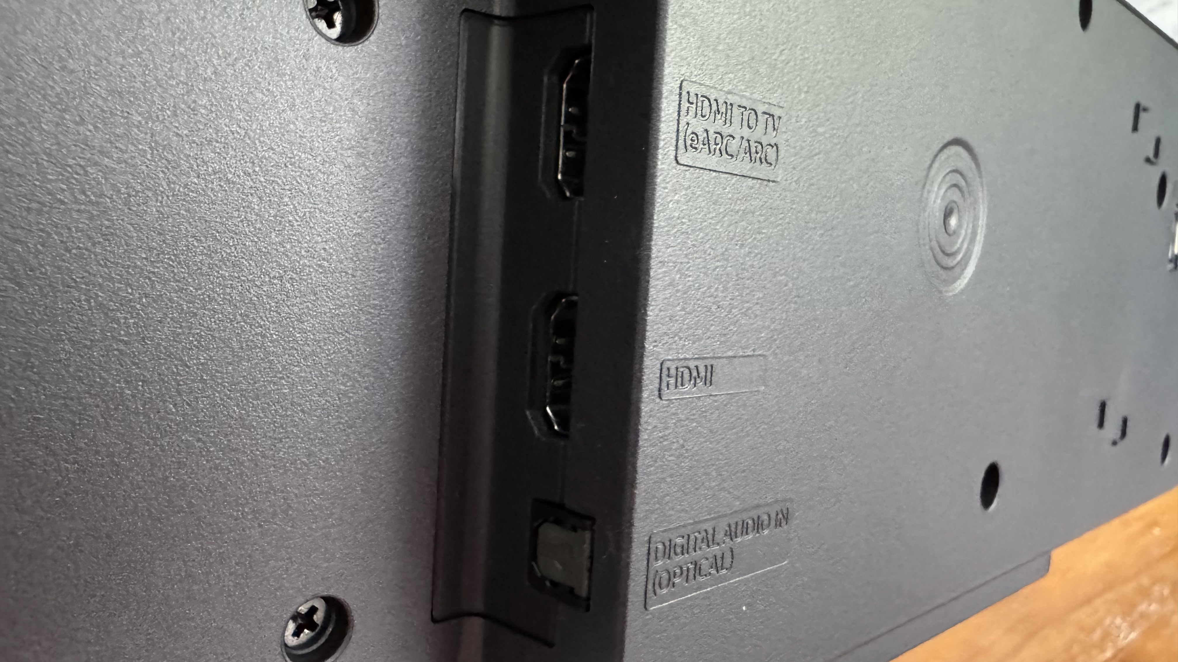 Samsung HW-QS700F rear ports