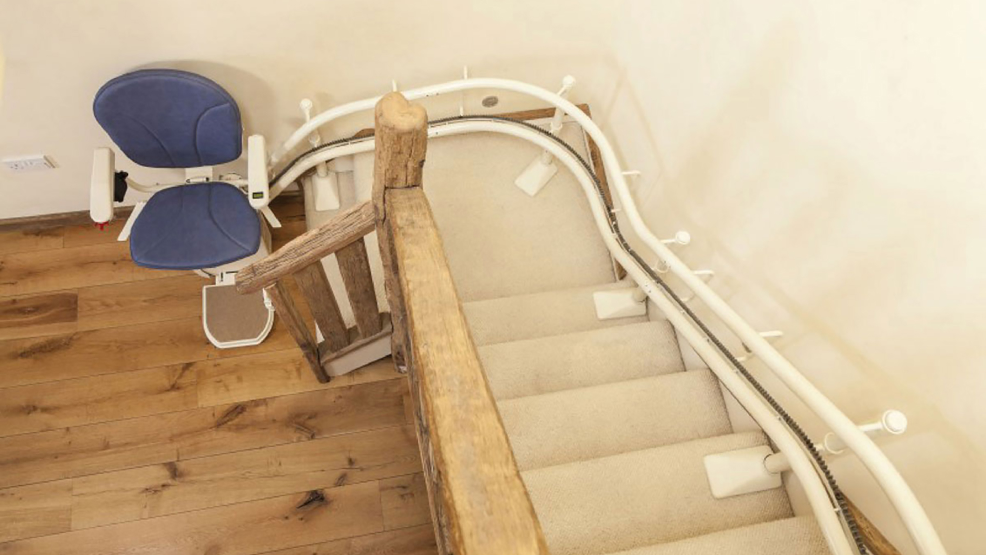 AmeriGlide stairlift review