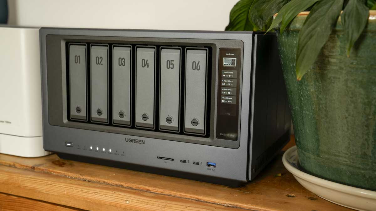 UGREEN NASync iDX6011 Pro