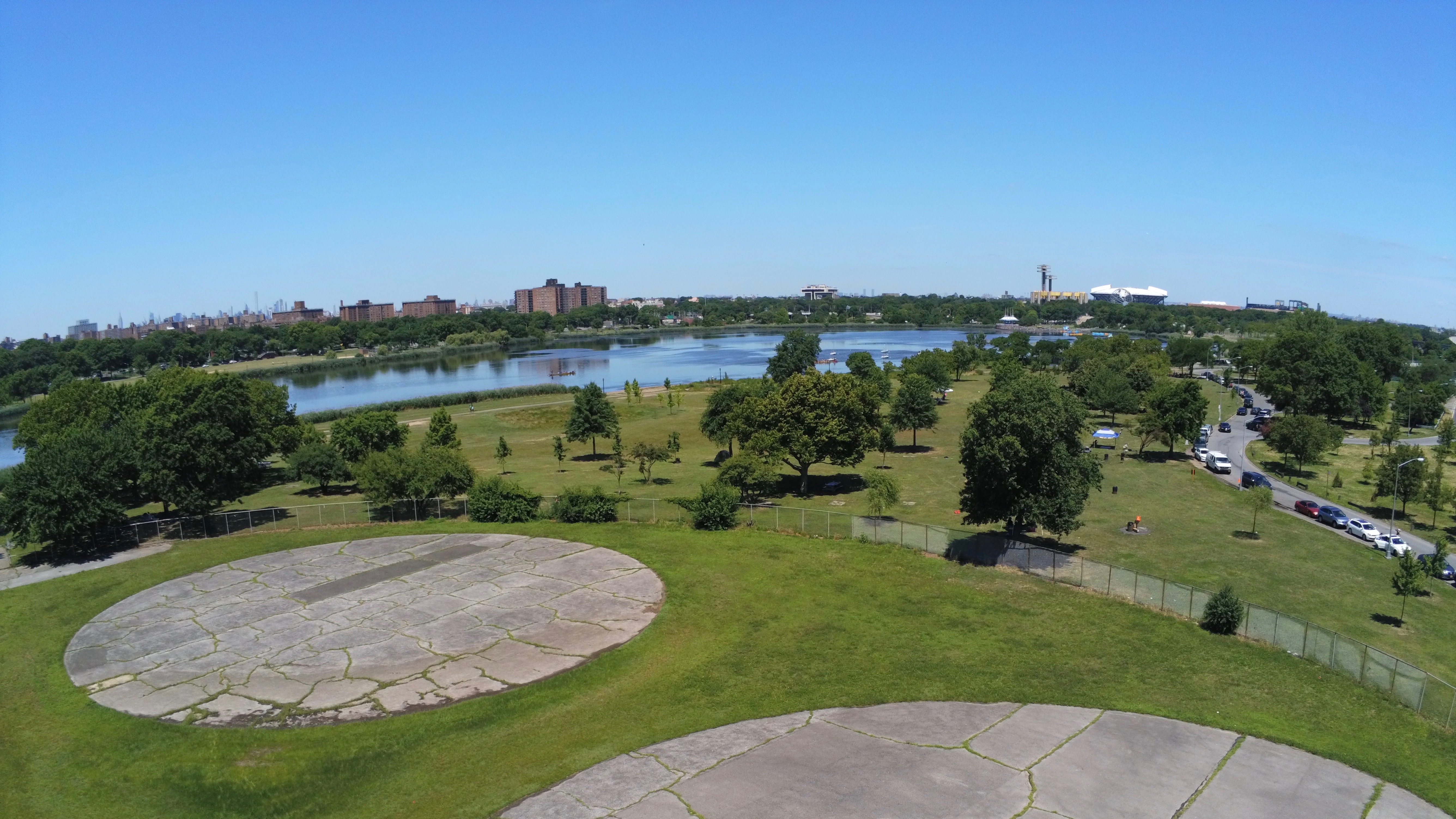 There isn&amp;rsquo;t much to see in Flushing Meadows Corona Park, but our Anafi camera captured its peaceful beauty