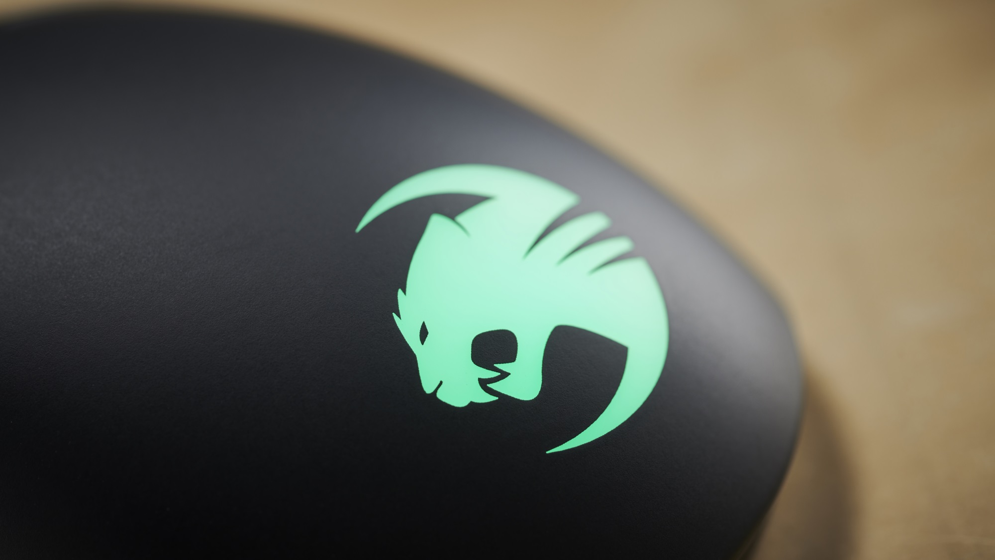 Roccat Kain 120 AIMO