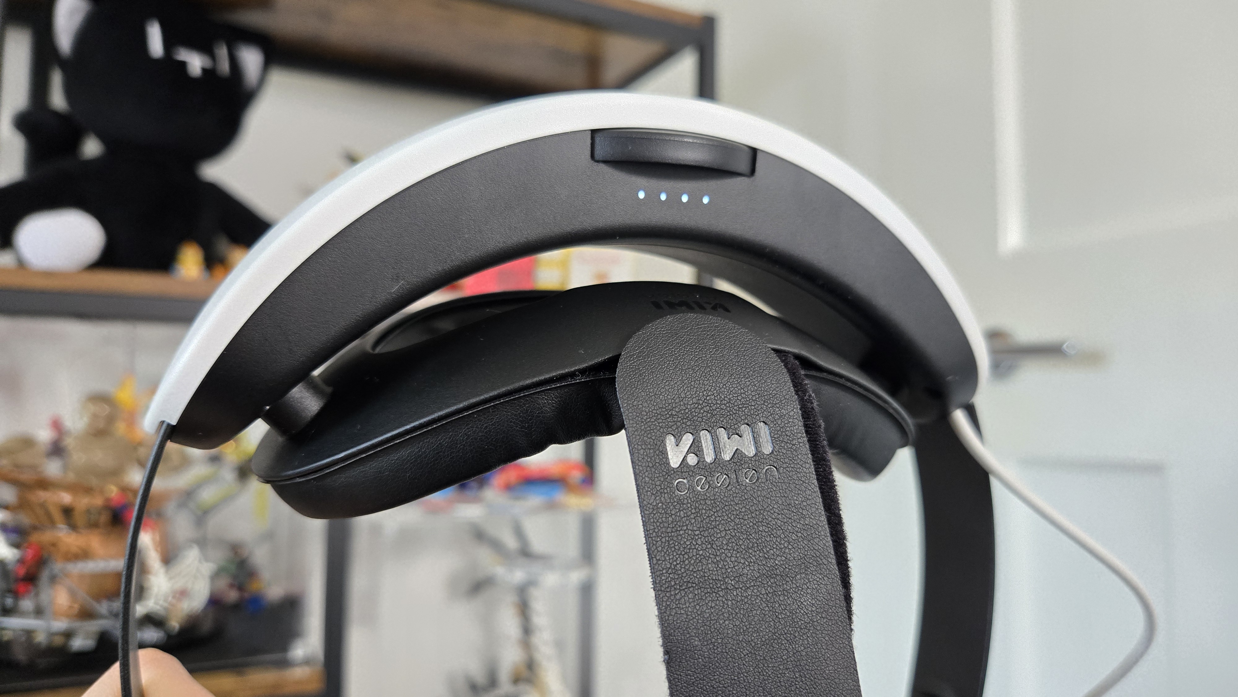 The Kiwi design H4 Boost Halo Battery Strap