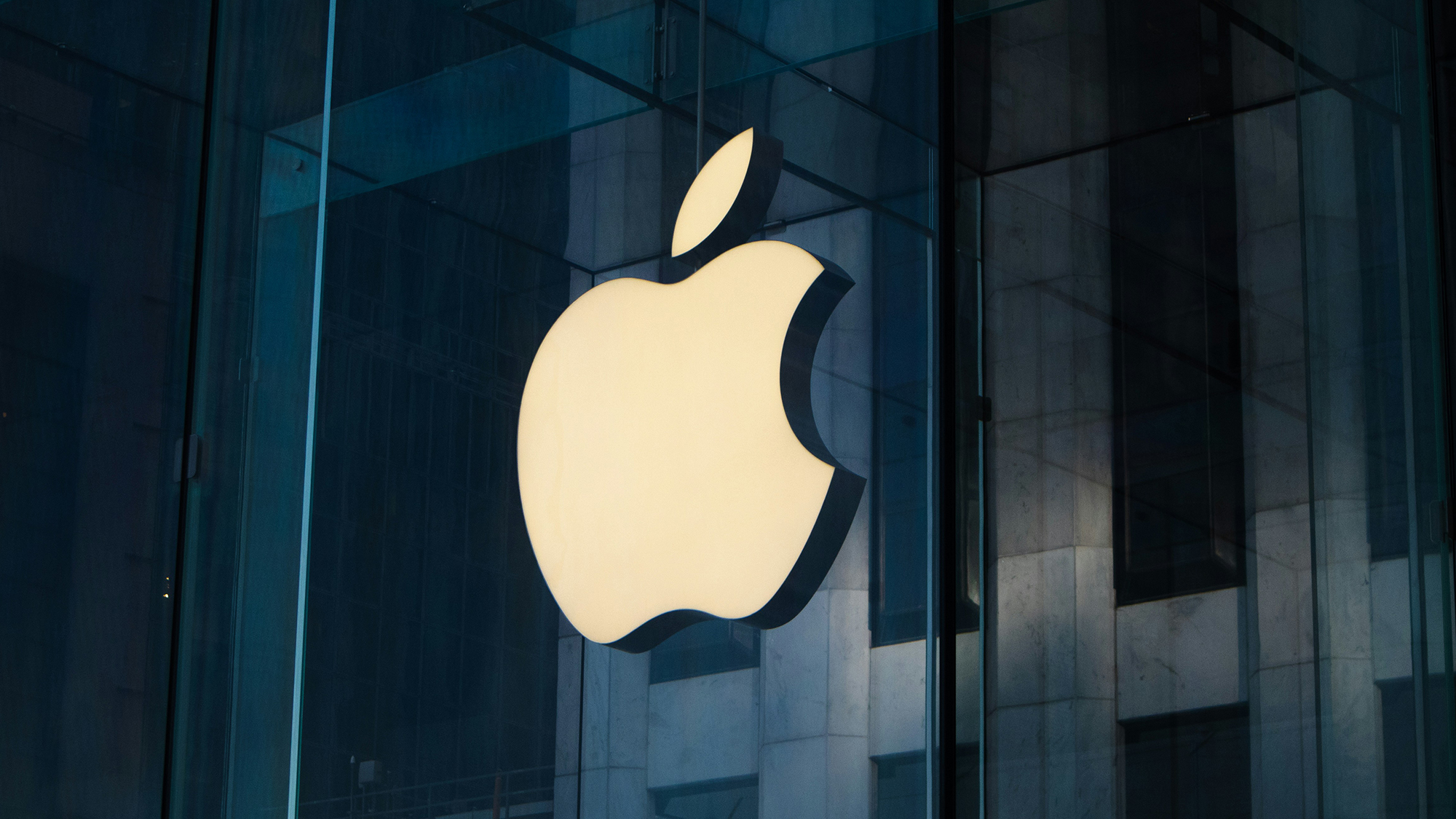 Apple logo outside an Apple Store